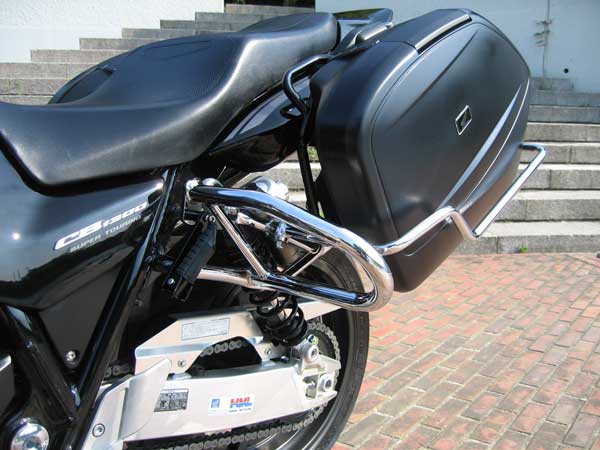 CB1300パーツ（SC54） ＞ バンパー・車体ガード ＞ タンデムステップ