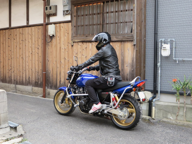 Cb400sf 青バイ 白バイ ｃｂ1300ｓｂ救急バイク メディカルバイク のご紹介 ギャングパーツブログ