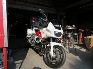 ＣＢ1300白バイレプリカ